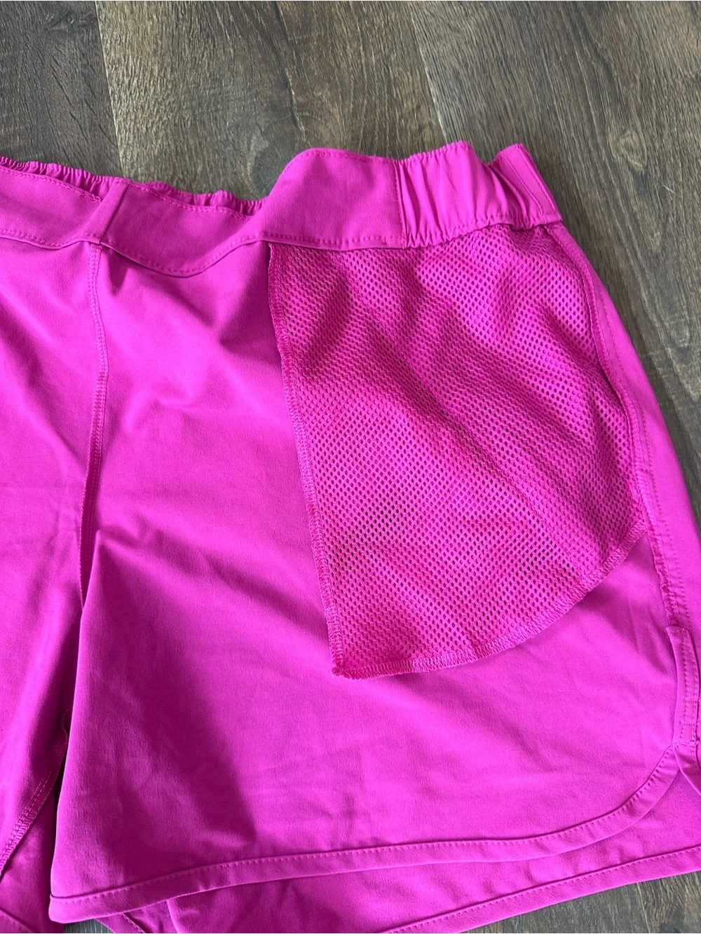 Columbia Women Magenta Performance Shorts Sx XL Omni-Shield Quick Dry Althletic - Picture 8 of 8